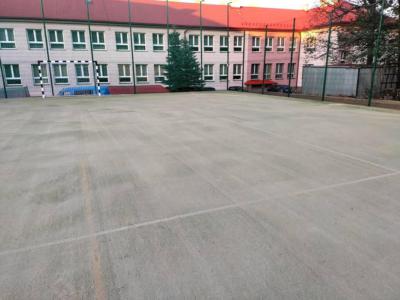 Modernizacja boiska przy Szkole Podstawowej w Ciężkowicach-09